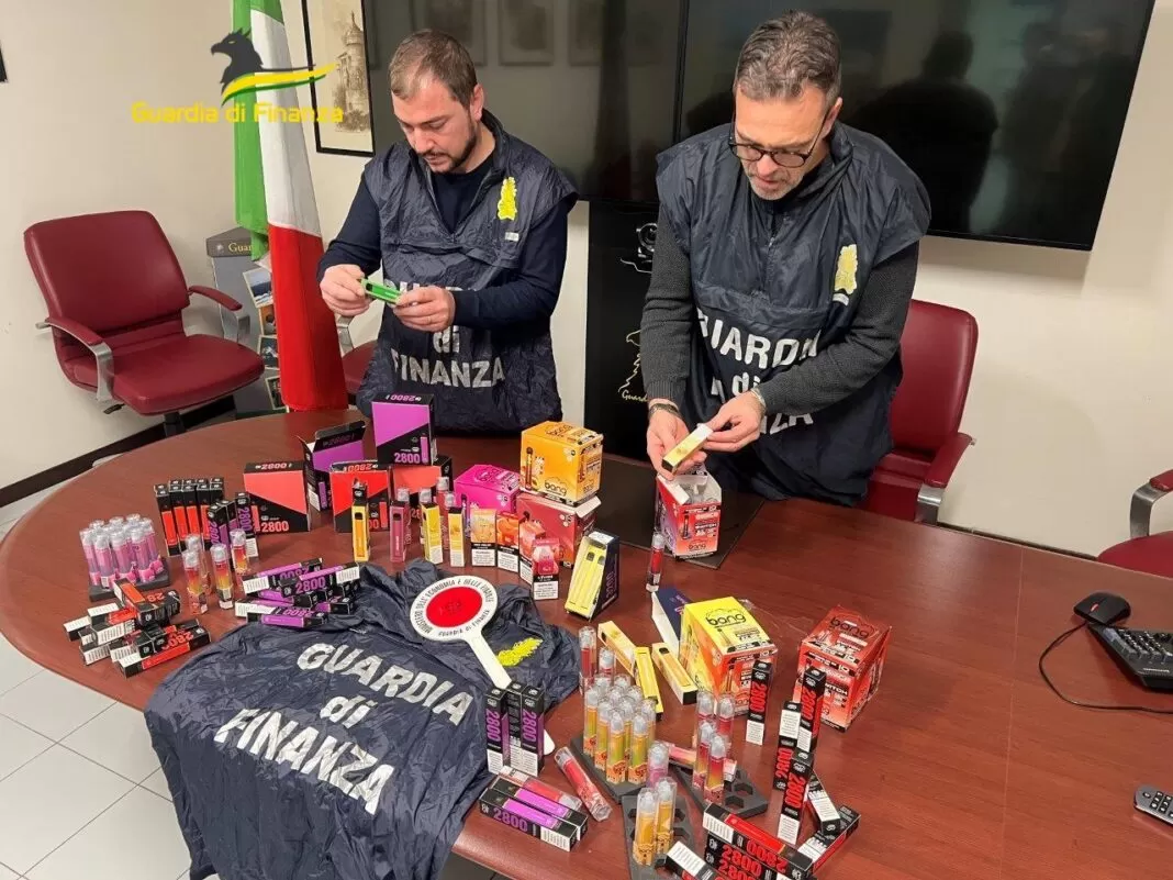 avellino sequestro sigarette elettroniche
