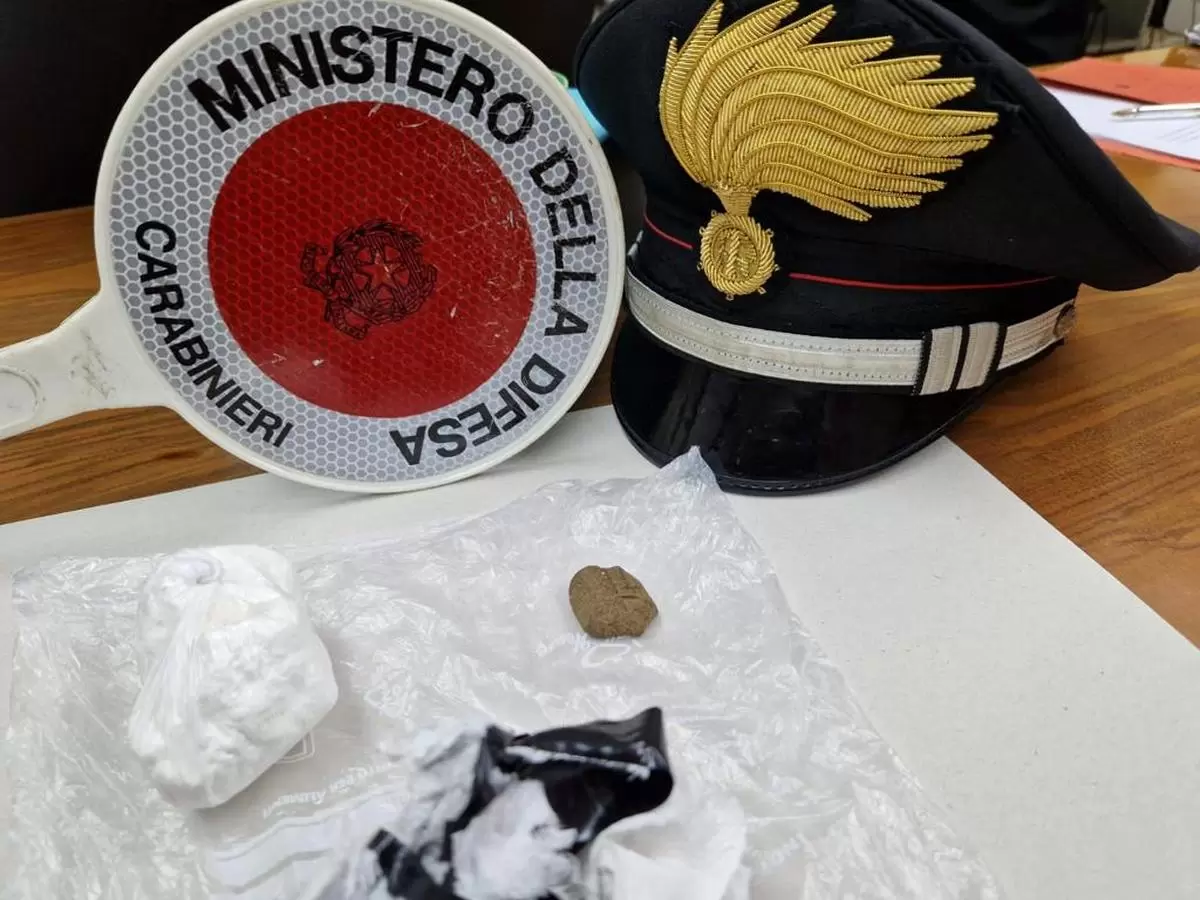 benevento-arrestato-spacciatore-droga-armadio-camera-letto