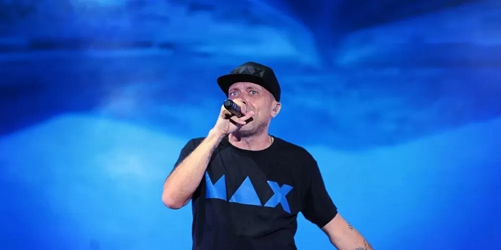 max pezzali concerto eboli 21 dicembre