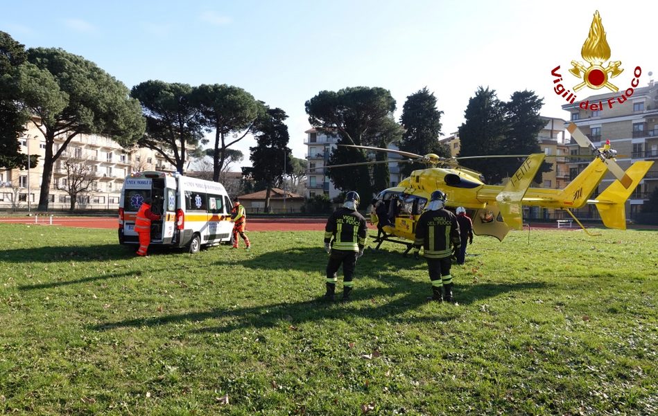 potenza avellino salvare neonata