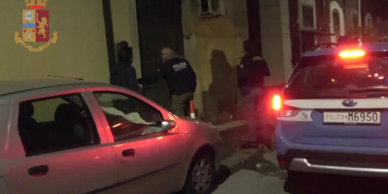 spari napoli gambizzato