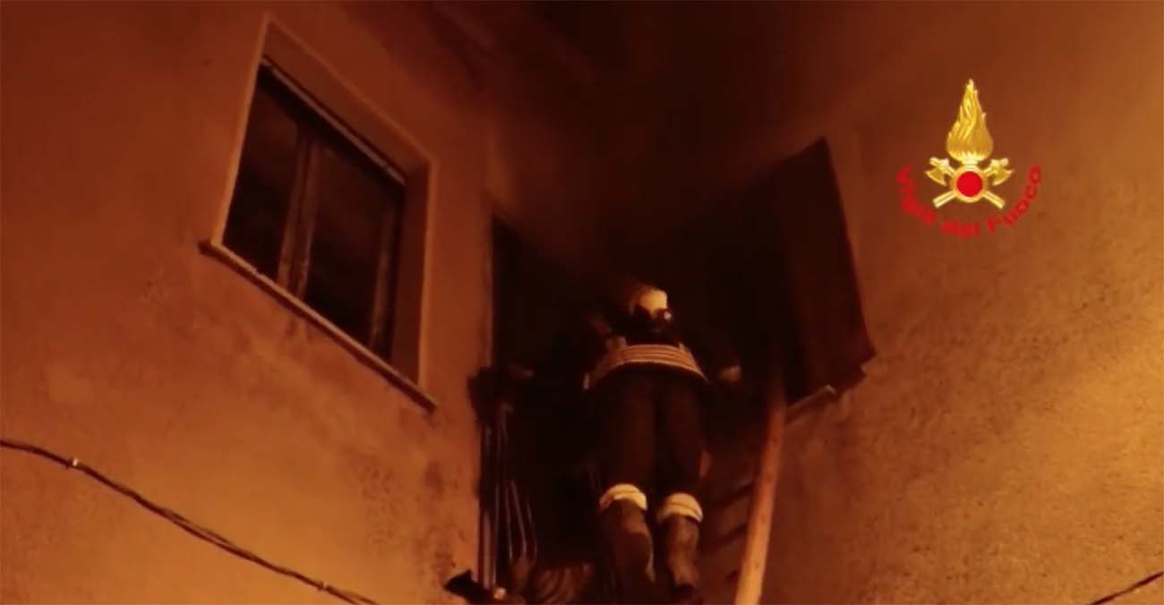 stufa incendio secondigliano