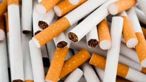 cetara-ladri-sigarette-sbagliano-strada