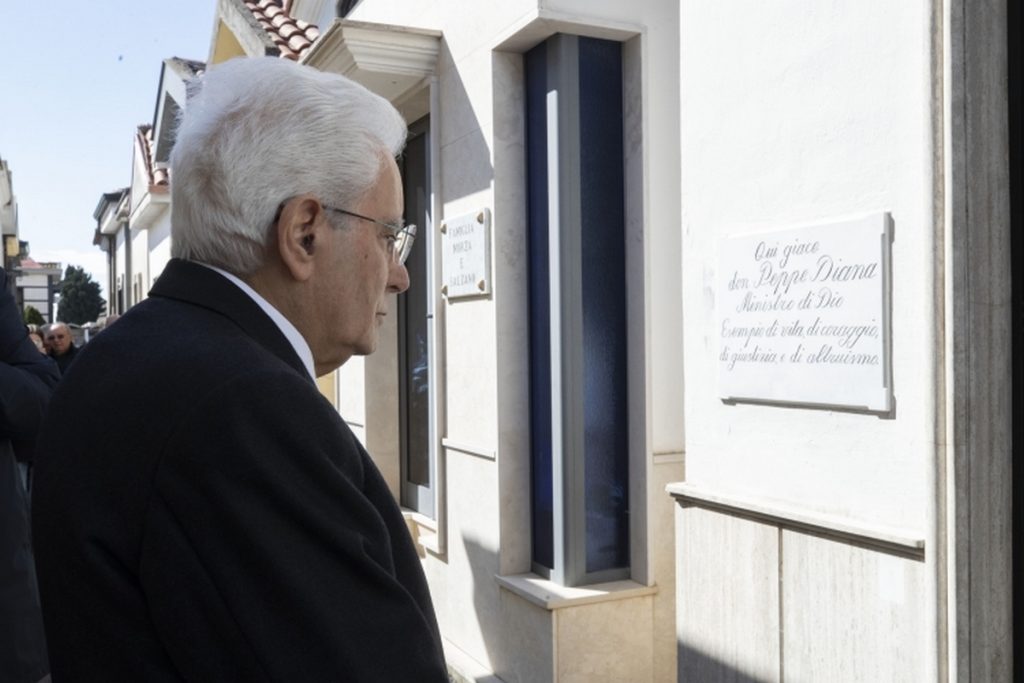 mattarella-casal-principe-don-peppe-diana