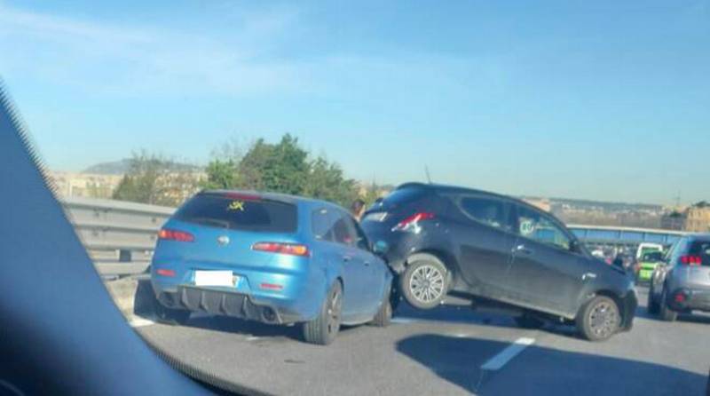 incidente castellammare di stabia oggi 9 marzo