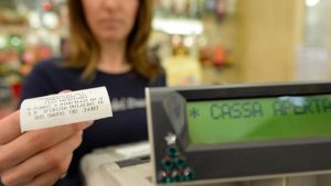 napoli-negozi-multati-scontrini-10-marzo