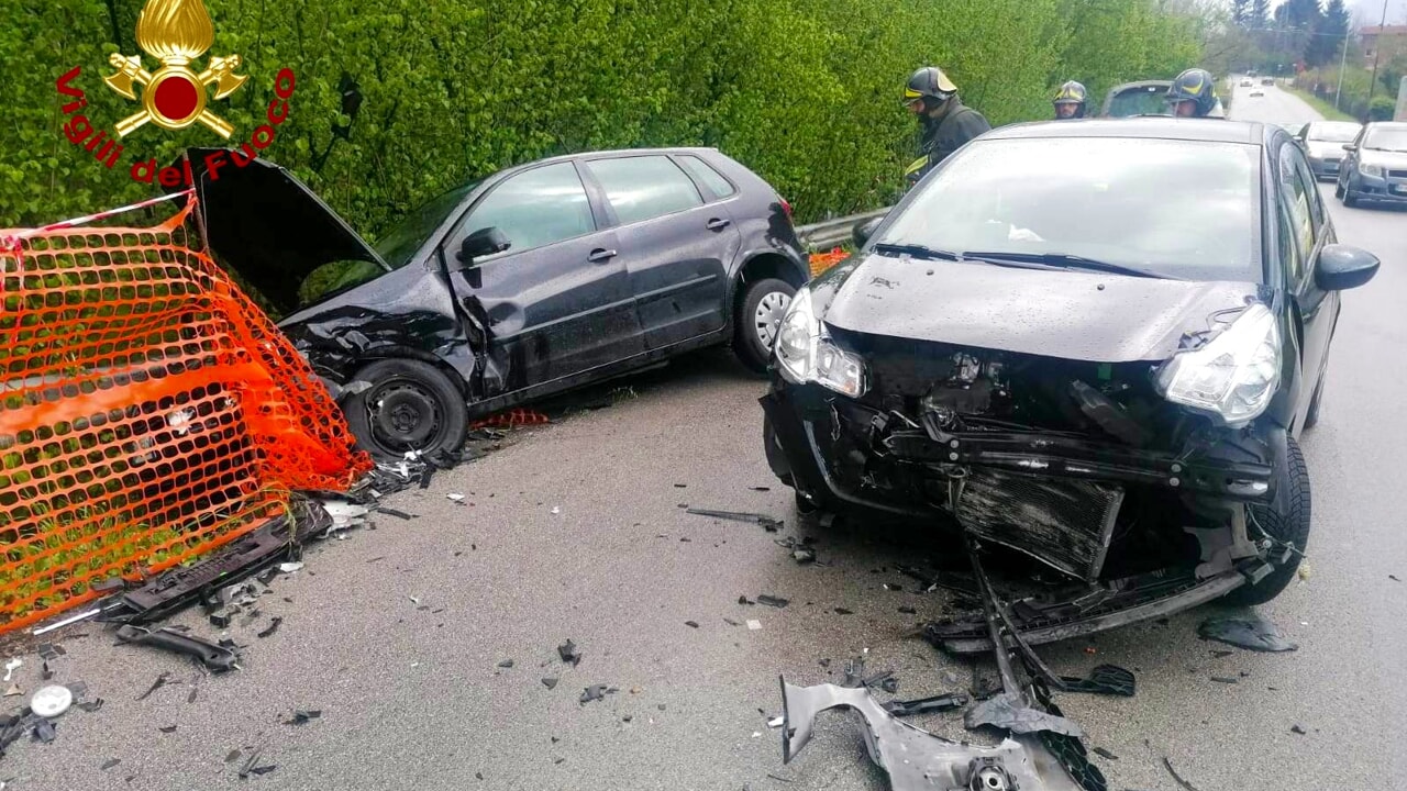 incidente avellino oggi