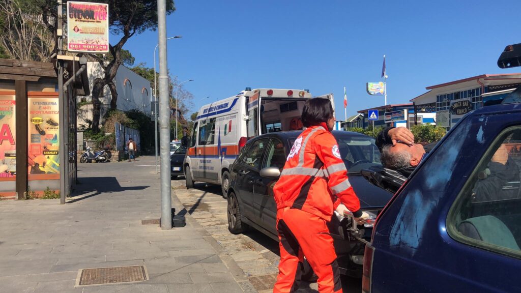 malore sfollato sisma casamicciola terme