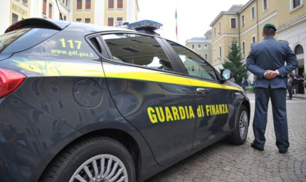 Benevento appropriazione indebita riciclaggio