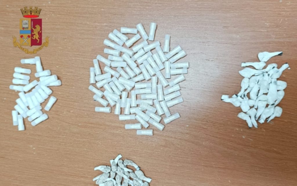 scampia spacciare arrestato