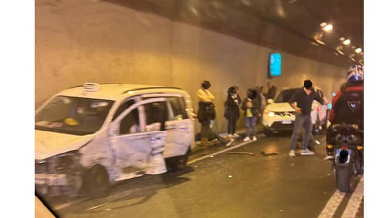 incidente vico equense oggi 13 aprile