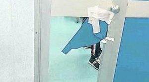 giugliano sfonda porta pronto soccorso