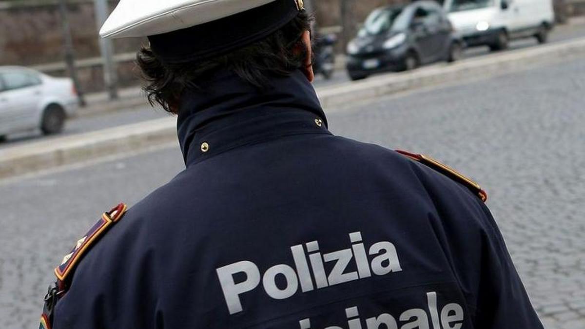 truffa assicurazioni auto condannato vigile villa briano
