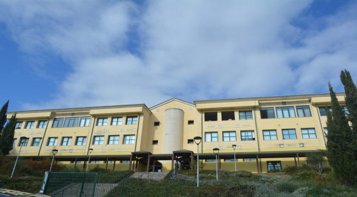 avellino violazioni gestione scuola aperte inchieste