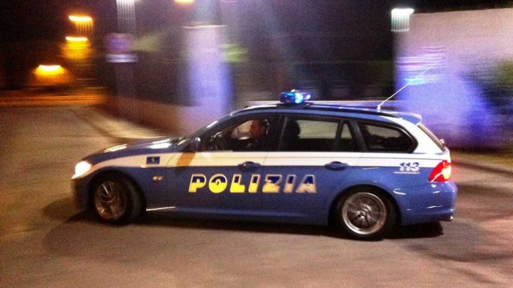 auto rubata inseguimento Napoli