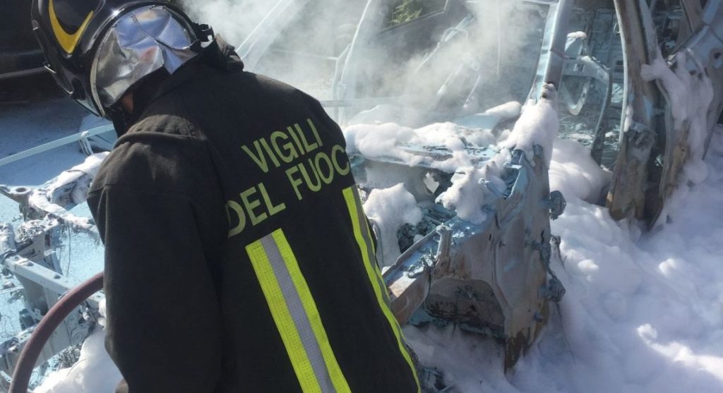 san nicola strada auto elettrica