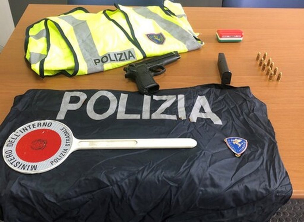 pistola autostrada a1 arrestato