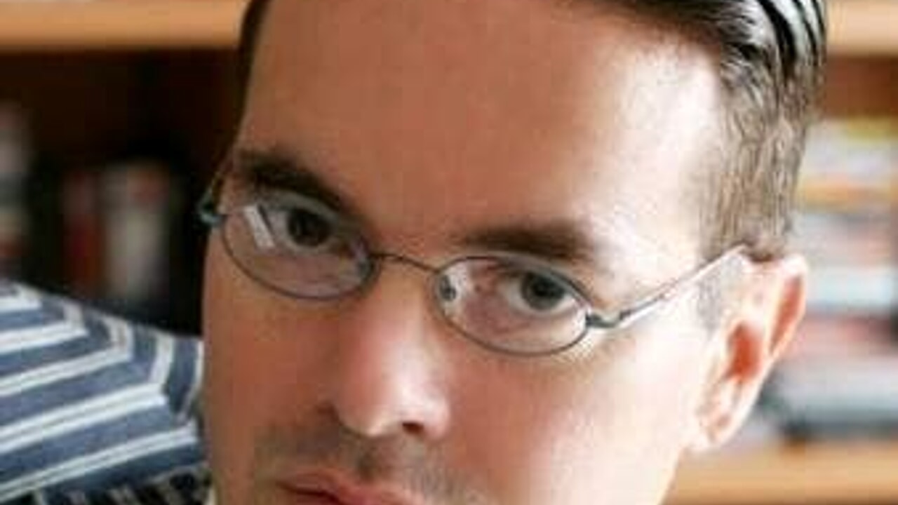 Ponticelli danneggiata auto klaus davi