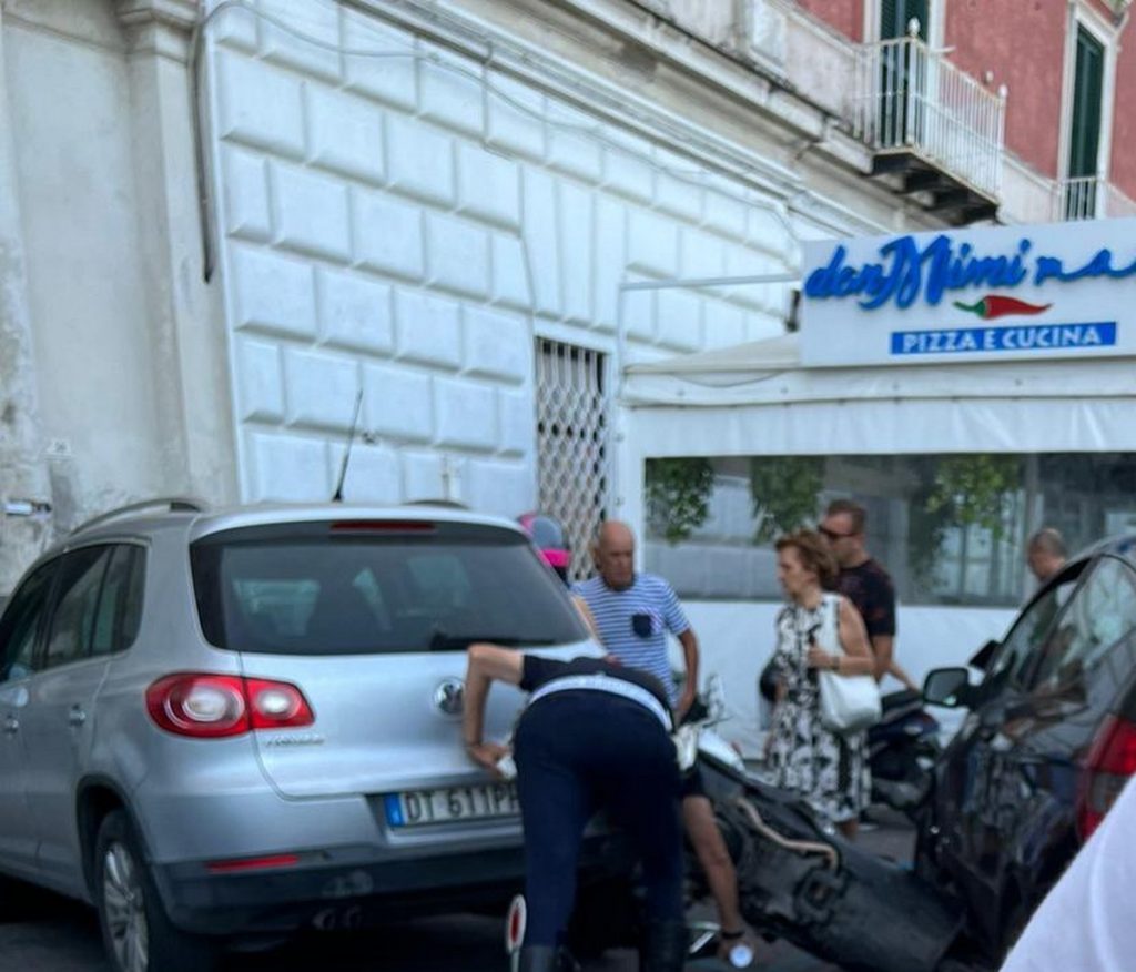 incidente lungomare castellammare di stabia 22 luglio