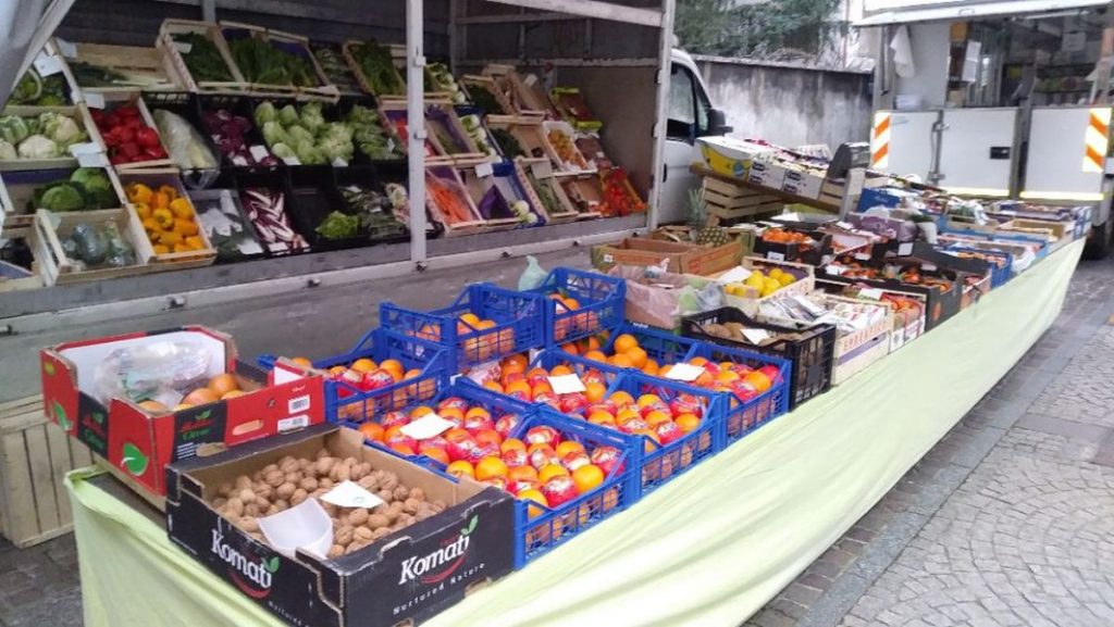 napoli sequestro frutta oggi 27 luglio