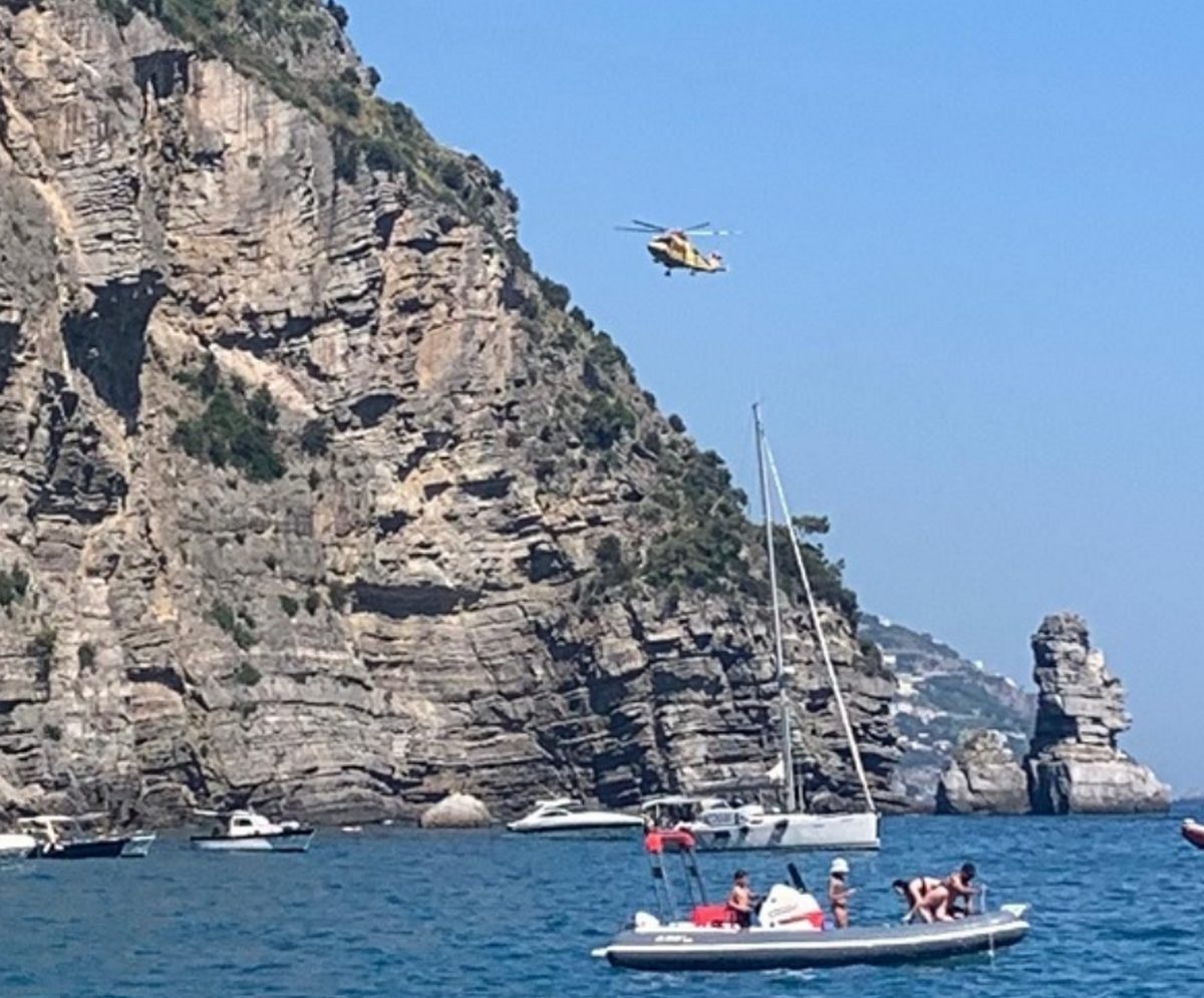 vico equense precipita costone roccioso
