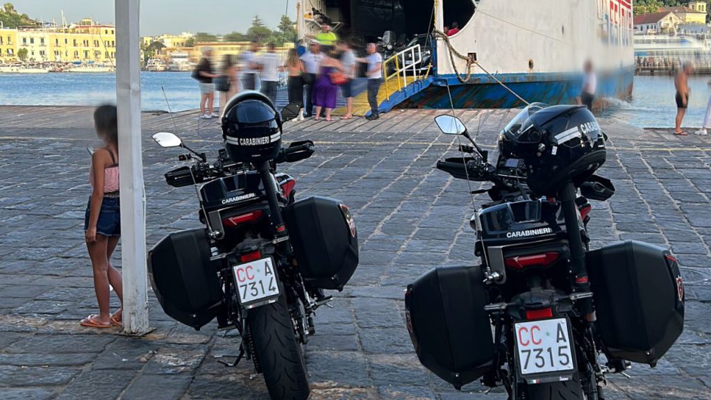 ischia denunciati titolari attività commerciali