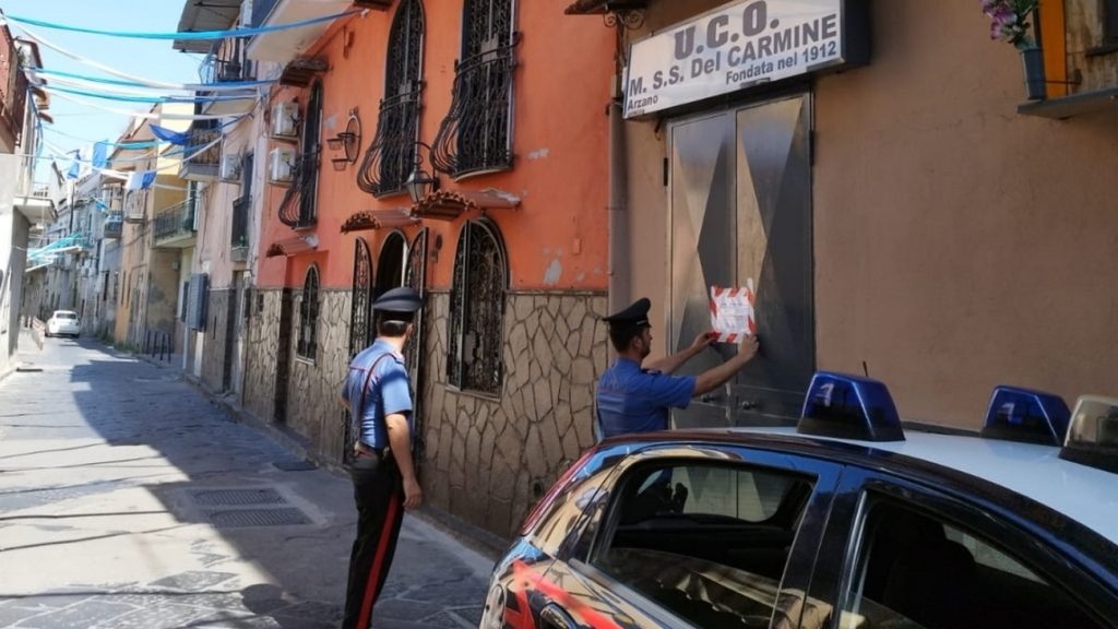 arzano-spaccia-droga-circolo-madonna-carmine