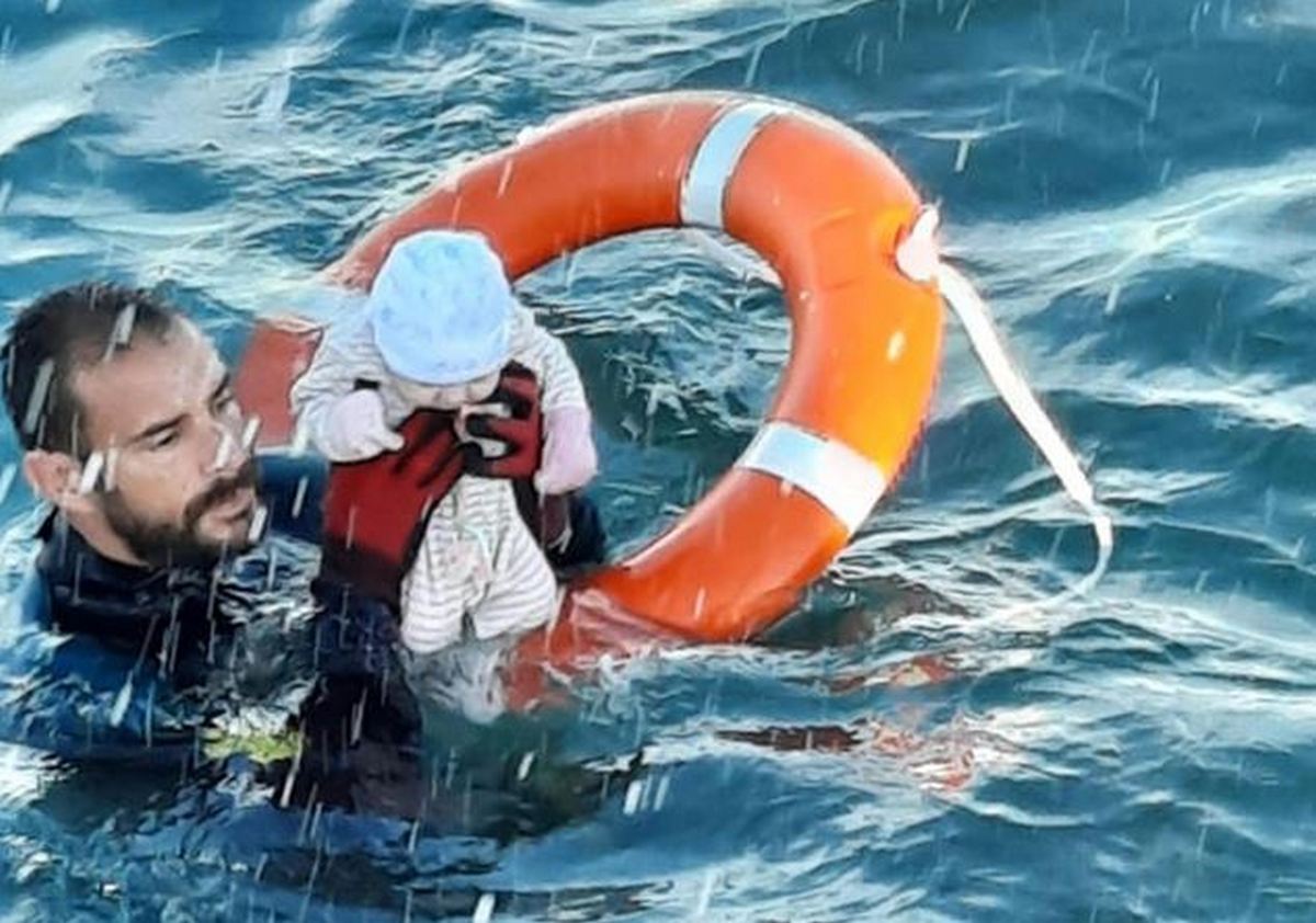 salento bambini rischiano annegare salvati uomo grottaminarda
