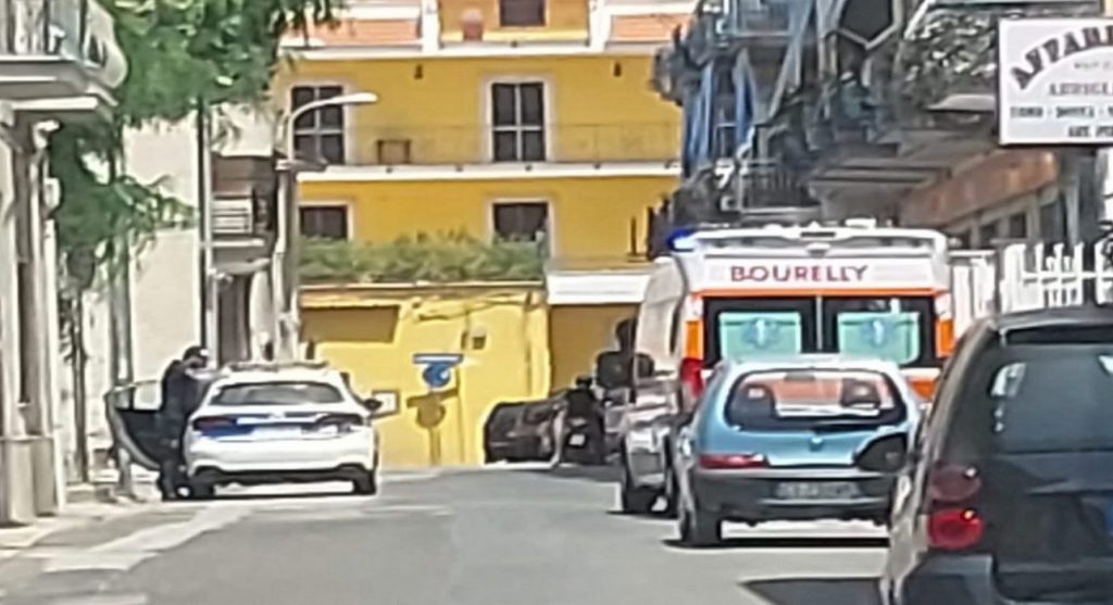 mondragone anziano morto malore
