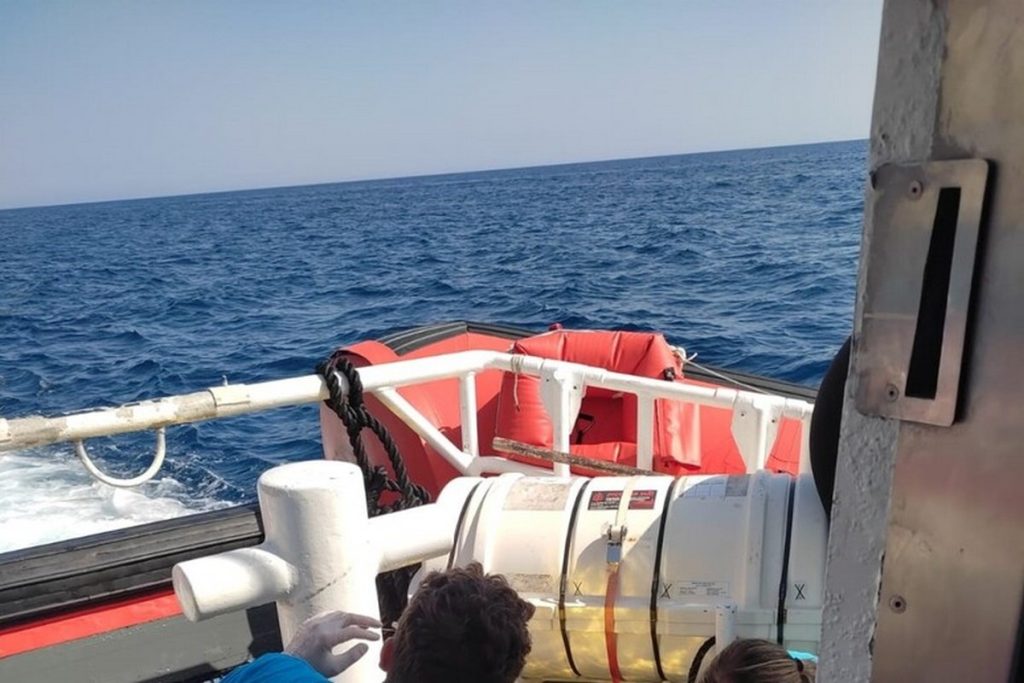 ischia turista cade scogli soccorsa 19 agosto