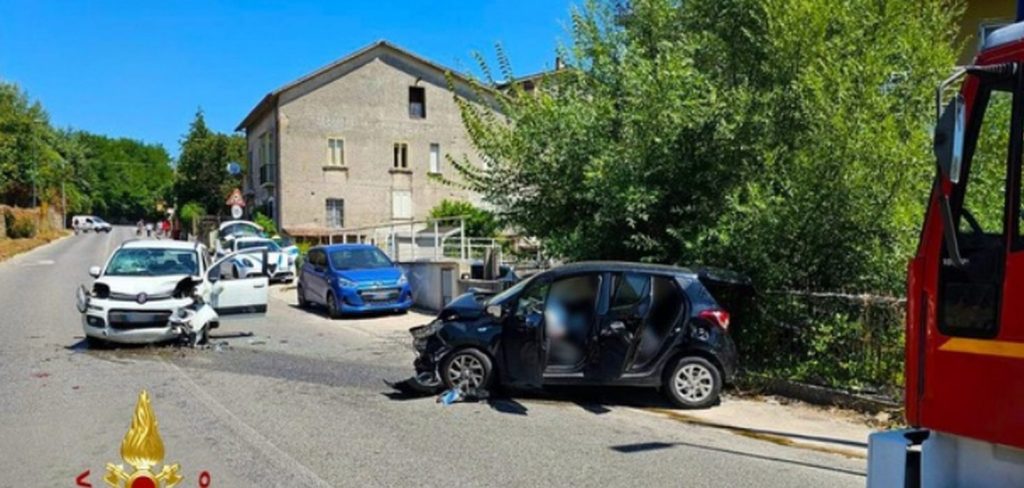 incidente avellino morta 14 agosto