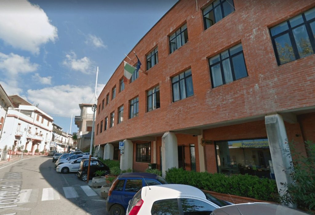 centola pensione continuerà lavorare gratis comune