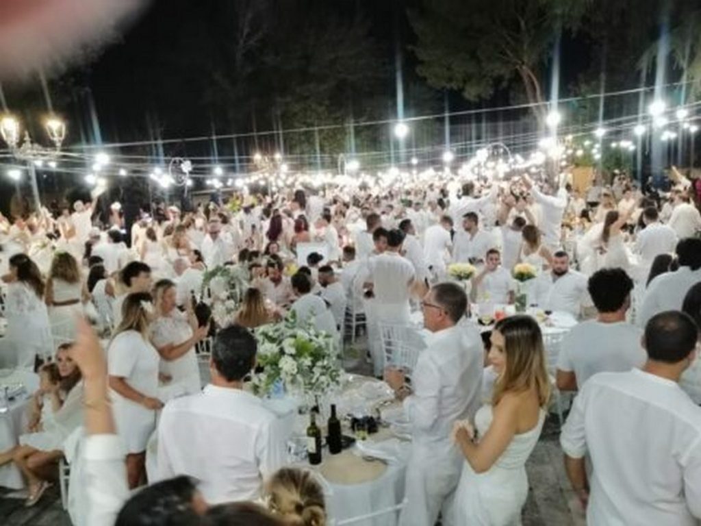 cervinara cena accoltellamento oggi 19 agosto