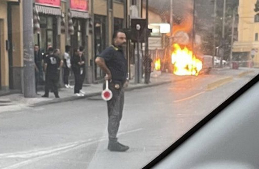 avellino incendio furgone oggi 7 settembre
