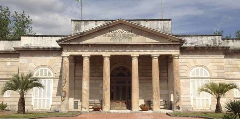 rissa osservatorio astronomico capodimonte feriti vigili urbani