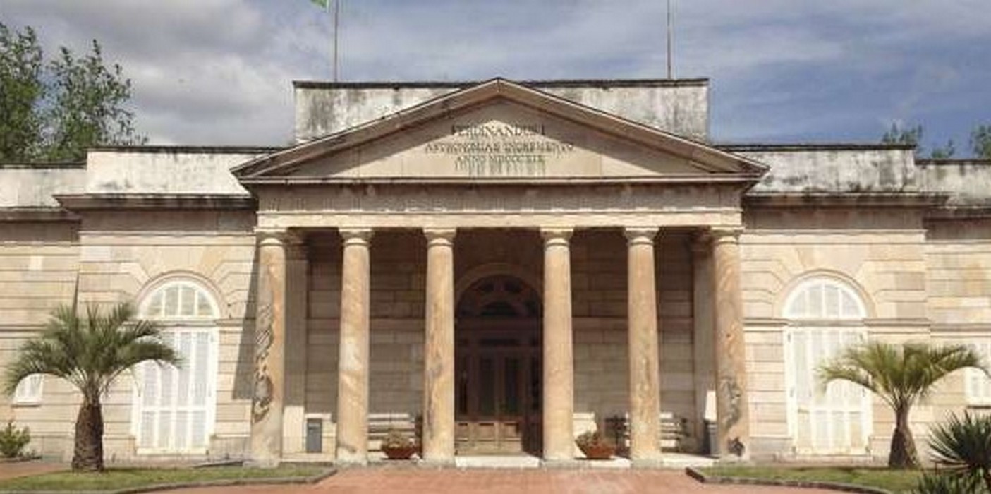 rissa osservatorio astronomico capodimonte feriti vigili urbani