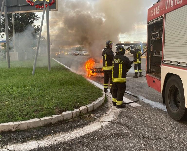 incendio autostrada