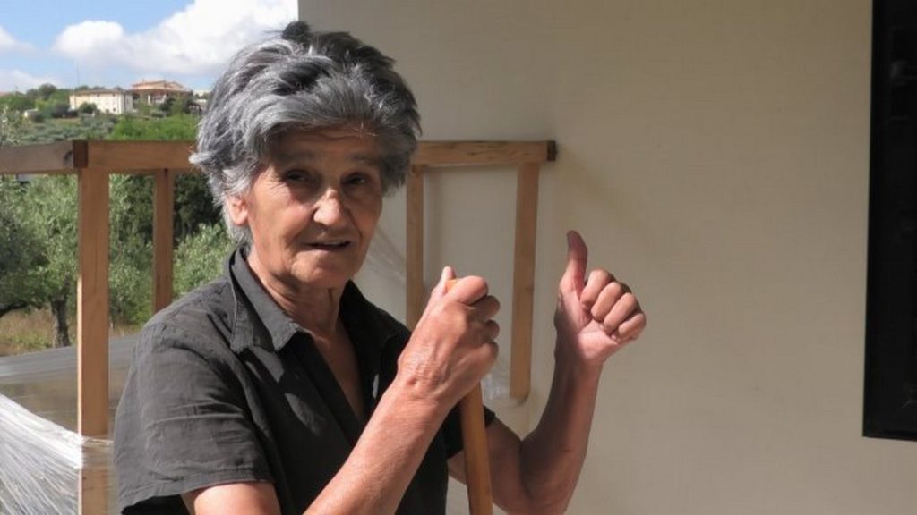 ariano irpino morta nonna mise fuga ladri