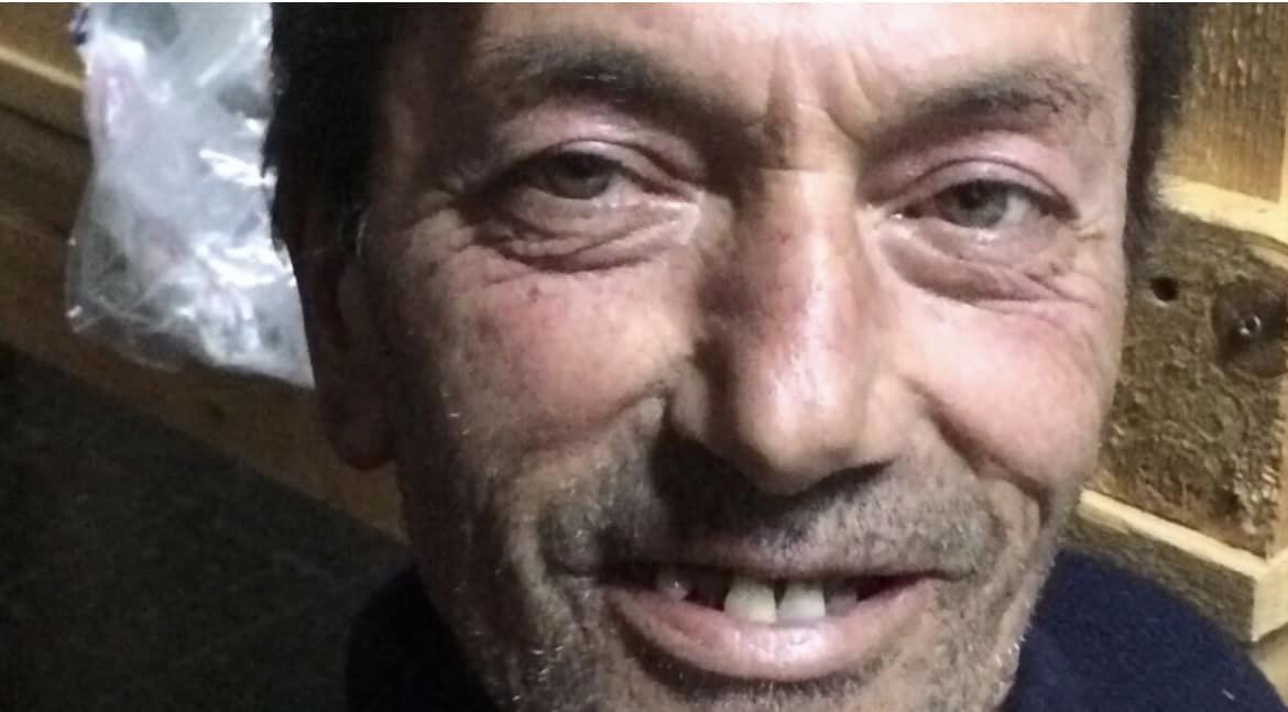 Giugliano Ciro Gallo trovato morto carbonizzato roulotte