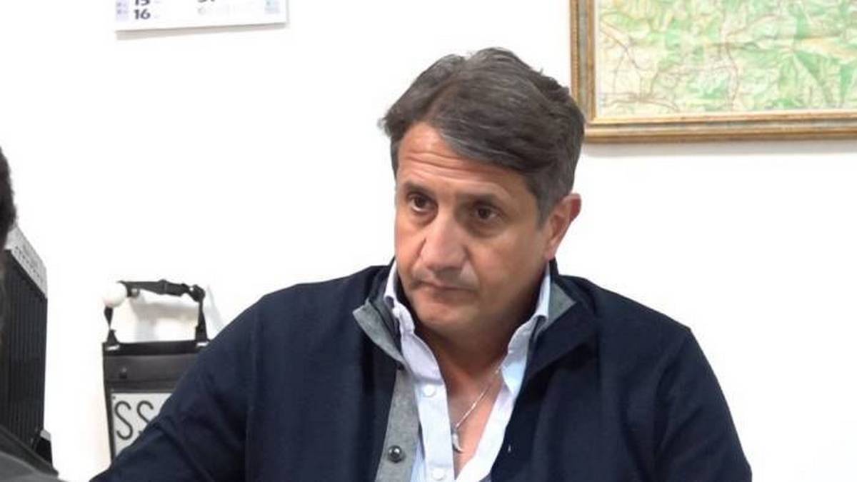 sindaco moschiano sfiduciato