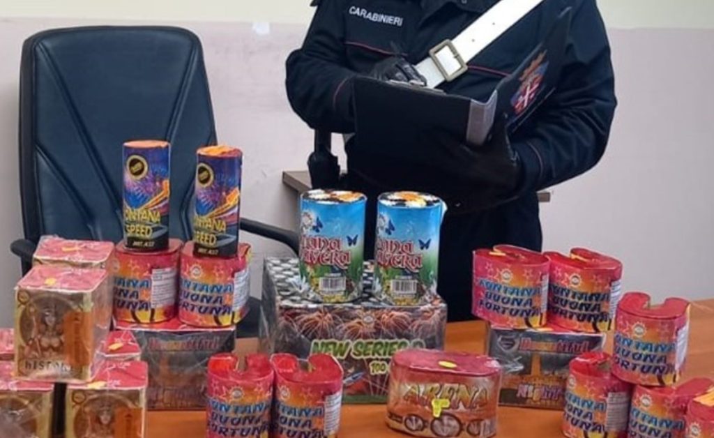 Carinaro botti illegali casa denunciato