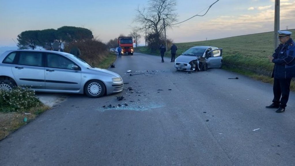 incidente frontale benevento