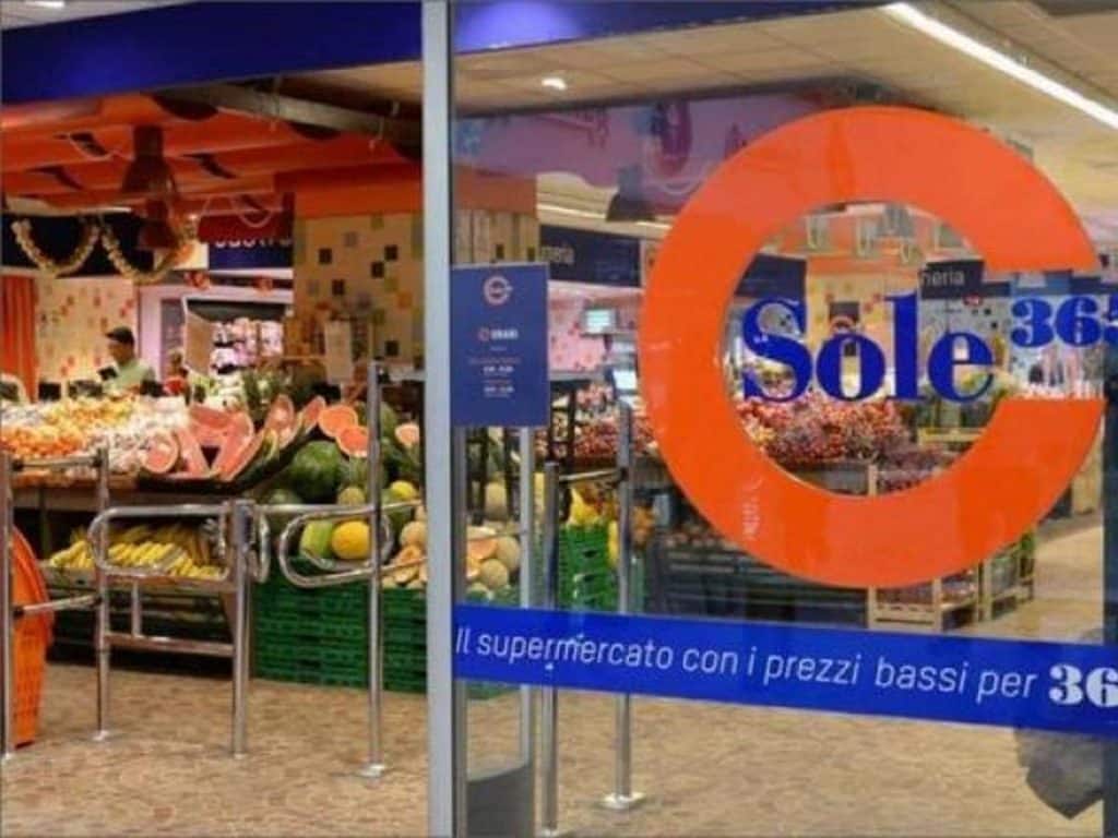 rapina supermercato capaccio paestum ferita cassiera 12 gennaio