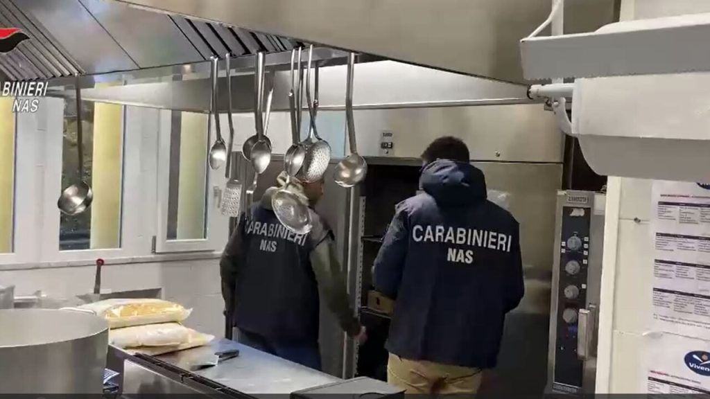 Ospedale Orbassano chiusa cucina topi