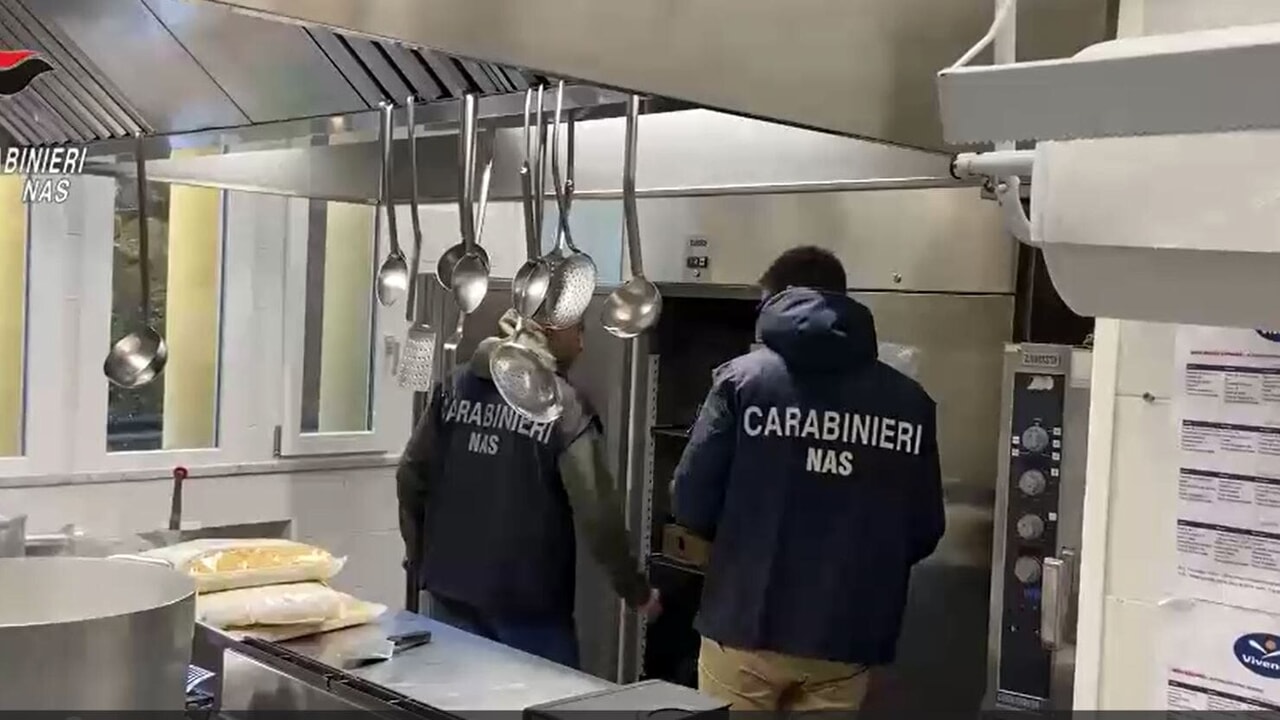 Ospedale Orbassano chiusa cucina topi