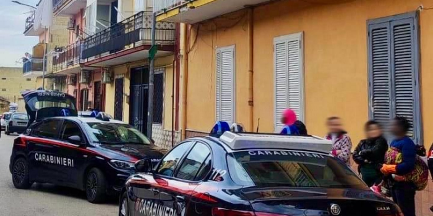 caivano bimba precipita balcone 11 gennaio