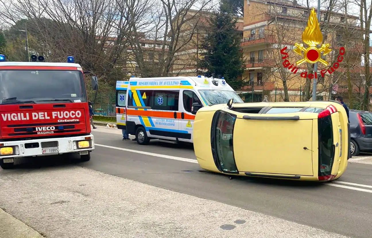 incidente avellino