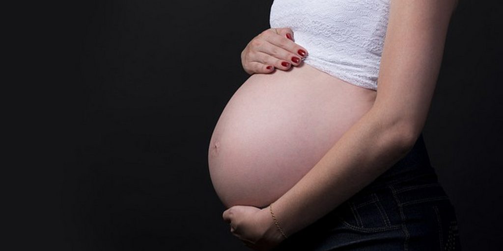 roma-cambiare-sesso-incinta-quinto-mese