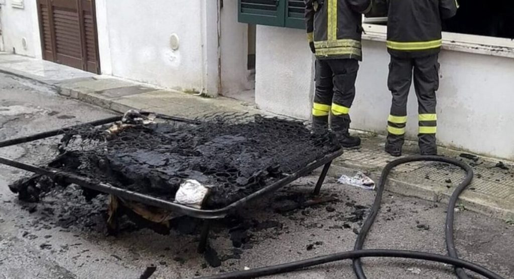 incendio santa maria capua vetere coperta elettrica salvata anziana