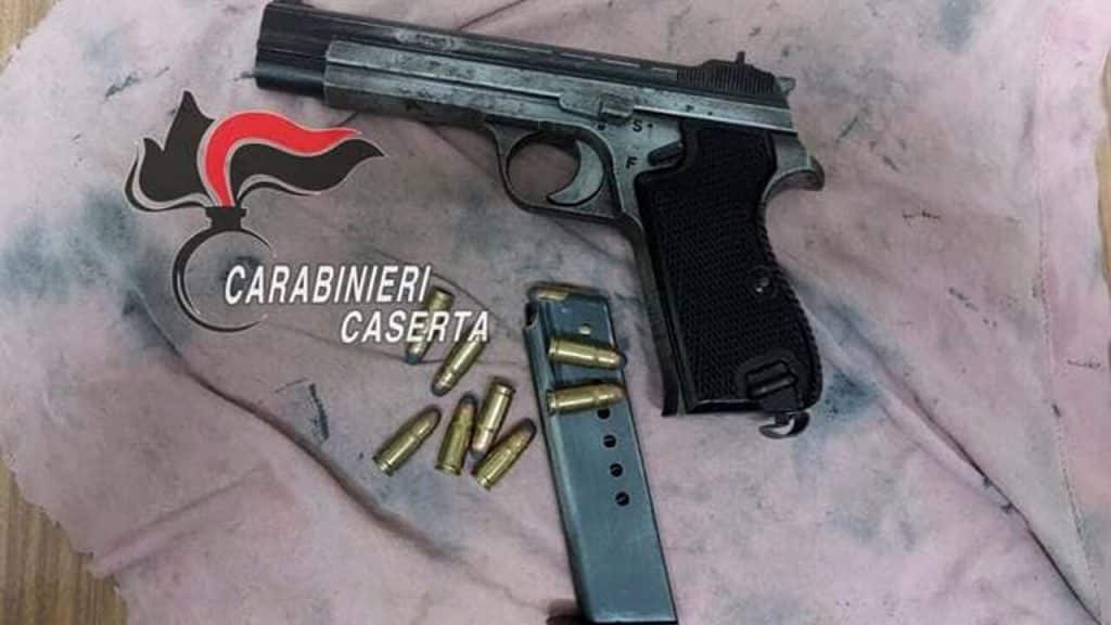 capodrise-nasconde-pistola-casa-arresti-domiciliari